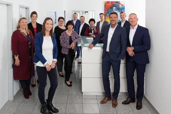 ERGO Versicherung Mohr Assekuranz Mathias-Brüggen-Str. 80 50827 Köln