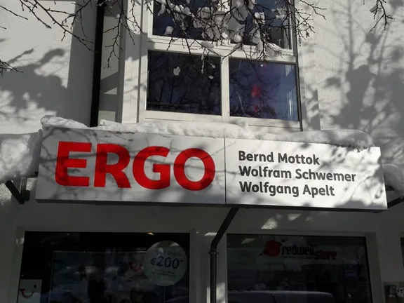 ERGO Versicherung Bernd Mottok Wasserburger Landstr. 247 81827 München