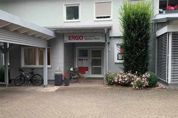 ERGO Versicherung Weiß Versicherungsbüro Pfitzinger Str. 4 97990 Weikersheim