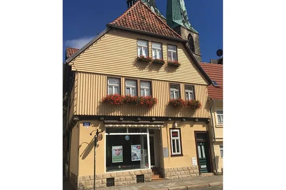 ERGO Versicherung Axel Fröhlich Pölkenstr. 24 06484 Quedlinburg