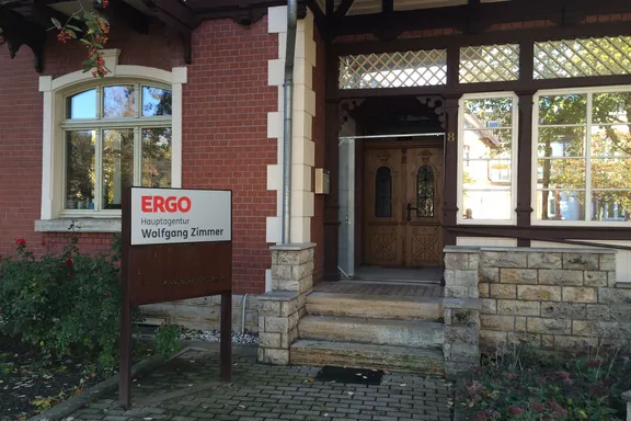 ERGO Versicherung Wolfgang Zimmer Kurstr. 8 99955 Bad Tennstedt