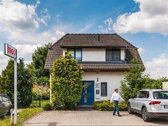ERGO Versicherung Markus Zrostek Humboldtstr. 10 14624 Dallgow-Döberitz