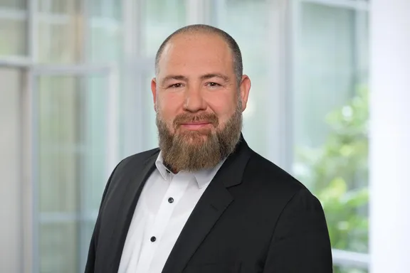 ERGO Özdemir Korntaler Str. 2 71254 Ditzingen