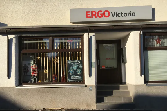 ERGO Versicherung Thomas Leonhardt Thanhofer Str. 3 08115 Lichtentanne