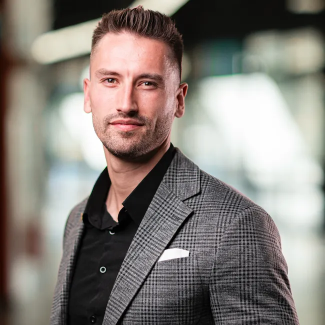 ERGO Versicherungsbüro
Jannik Konitzer
Kontaktieren Sie uns.