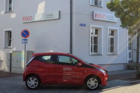 ERGO Versicherungsbüro René Berlin & Claudia Lange Am Markt 13 18311 Ribnitz-Damgarten