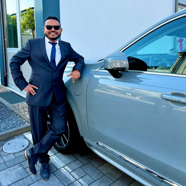 Leitender Repräsentant ERGO Pro GS 88971
Nilesh Kulkarni