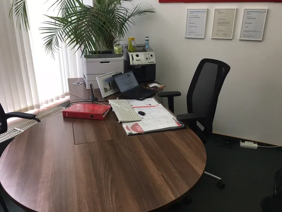 ERGO Versicherung Britta Mateblowski in Oschersleben Thälmannstr. 4 39387 Oschersleben (Bode)