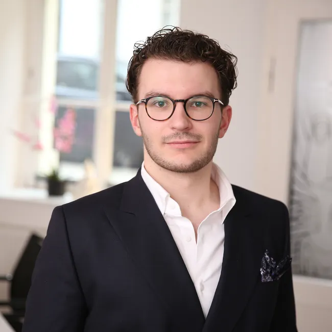 ERGO  
Nicolas Balzer