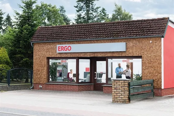 ERGO Versicherung Ulrike Howe Belliner Str. 56 17373 Ueckermünde