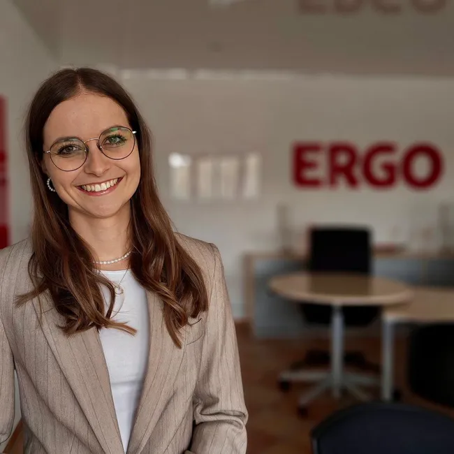 Junior-Partnerin der ERGO 
Selina Romfeld