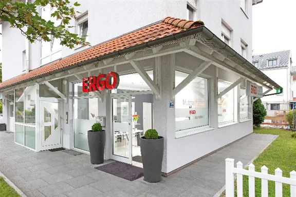 ERGO Versicherung Egon Schmidt Esenser Postweg 229 b 26607 Aurich