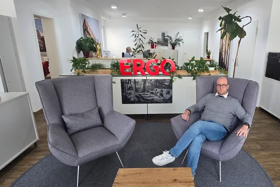 ERGO 31 | Agentur für Versicherungen & Finanzen. Friedrichstr. 31 95444 Bayreuth