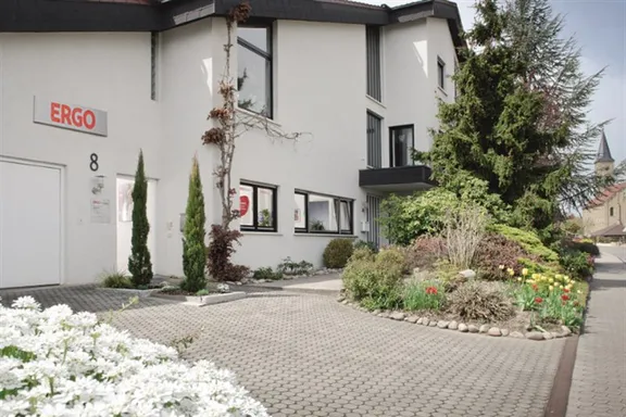 ERGO Geschäftsstelle Jochen Fehr Ahornstr. 8 76703 Kraichtal