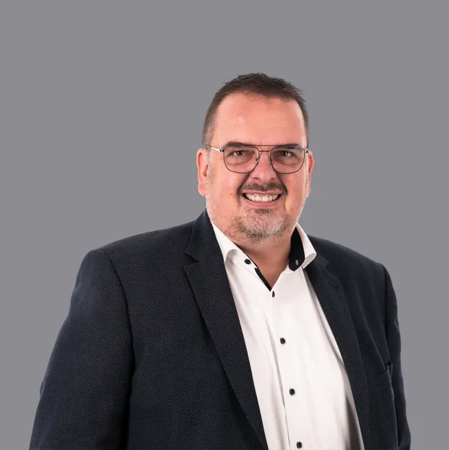 ERGO Geschäftsstelle
Holger Schöls