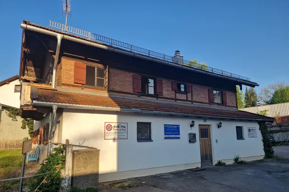 ERGO Versicherung Ekkehard Hohenadl Münchner Str. 51 83607 Holzkirchen