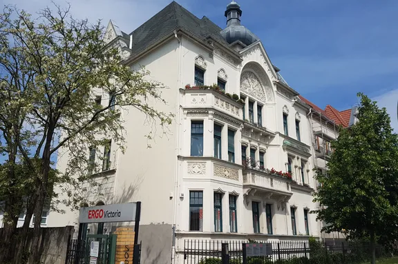 ERGO Versicherung Karsten Morawietz Pasewalker Str. 64 13127 Berlin