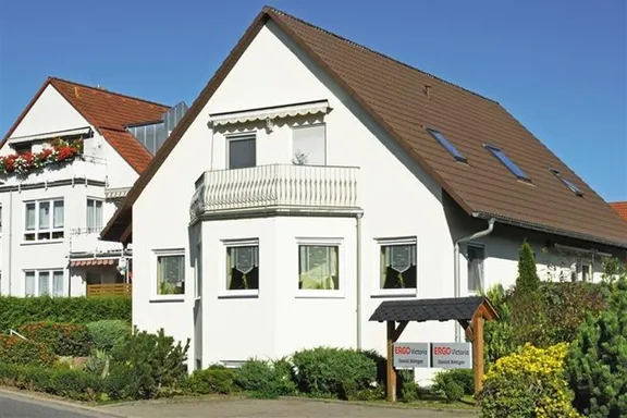 ERGO Versicherung Daniel Böttger Niddaer Str. 20 06628 Naumburg (Saale)