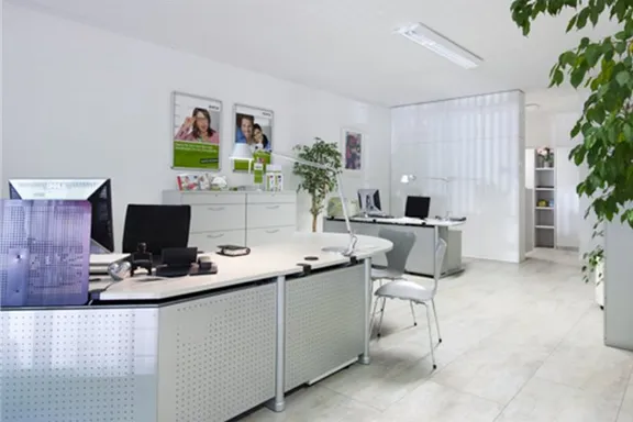 ERGO Geschäftsstelle Christiane Otten Scheffershof 4 51375 Leverkusen