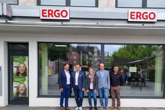 ERGO Versicherung Hans-Jörg Schmitz Peterstr. 37 47877 Willich