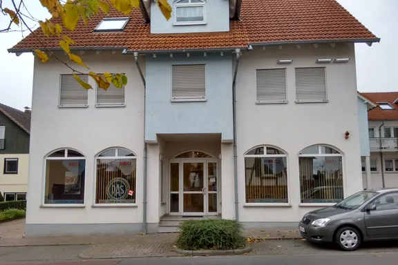 ERGO Versicherung Christian Dorn Södeler Str. 34 61200 Wölfersheim