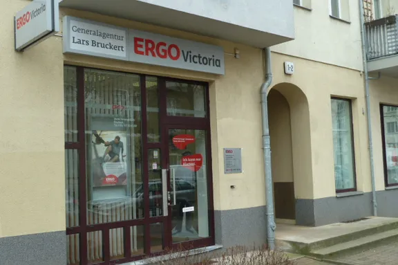 ERGO Versicherung Lars Bruckert Trützschlerstr. 1-2 12487 Berlin