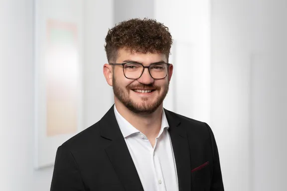 ERGO Hauptagentur Seredyn Siegtalstr. 191 a 57080 Siegen