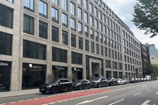 ERGO Versicherung David Braknies Breite Straße 22 40213 Düsseldorf