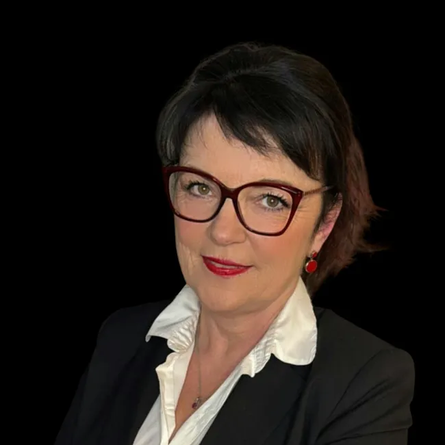ERGO  
Izabela Ramsey