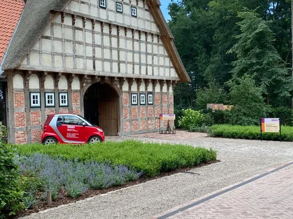 ERGO Versicherung Thomas Hillmann & Kollegen Kirchstr. 1 49401 Damme