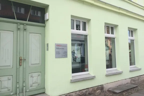 ERGO Versicherung Thomas Buchholz Karl-Marx-Str. 15 18465 Tribsees