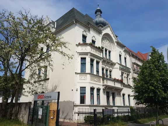 ERGO Versicherung Thomas Zierenberg Pasewalker Str. 64 13127 Berlin