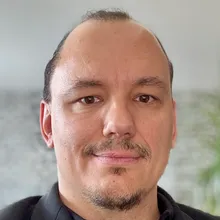 Peter Schmidt
