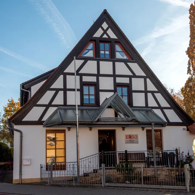 ERGO Versicherung 
Yasmin Sipos 
in Erlangen