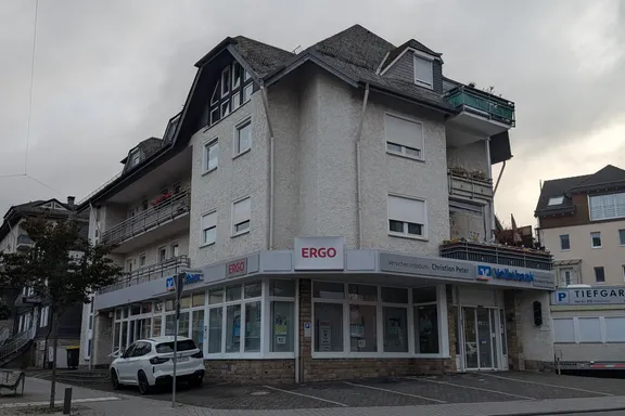 ERGO Versicherung Siegen - Christian Peter Siegtalstr. 191 A 57080 Siegen