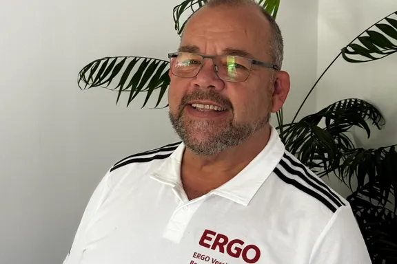 ERGO Versicherung Bernhard Ebnet Messerpaint 15 92648 Oberlind - Vohenstrauß