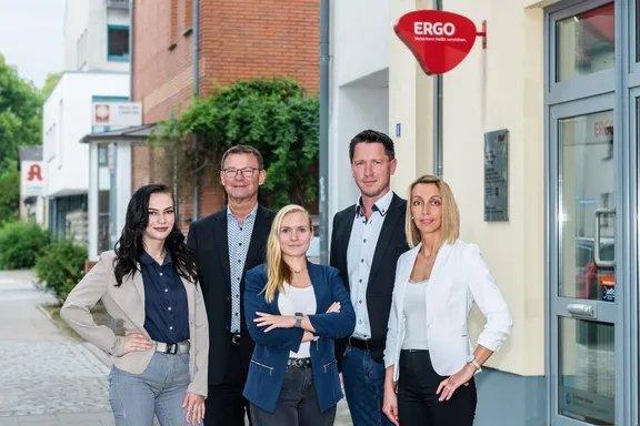 Neubrandenburg - Bezirksdirektion Haase & Kollegen Wilhelm-Külz-Str. 8 17033 Neubrandenburg