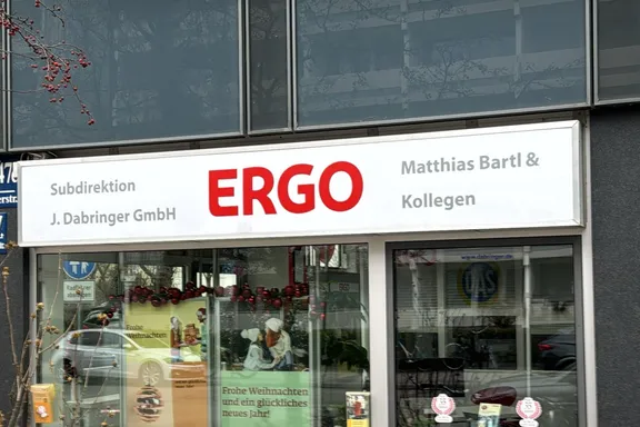 ERGO Versicherung Jochen Dabringer GmbH Winzererstr. 47 80797 München