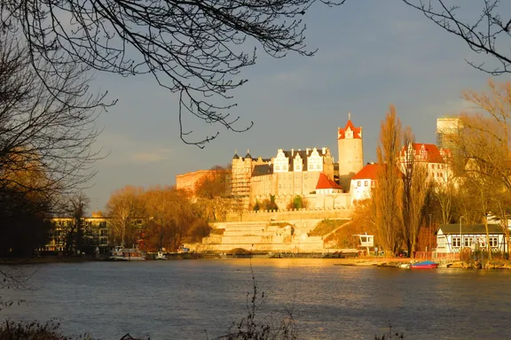 ERGO Versicherung Asja Rassek Karlstr. 28 06406 Bernburg (Saale)