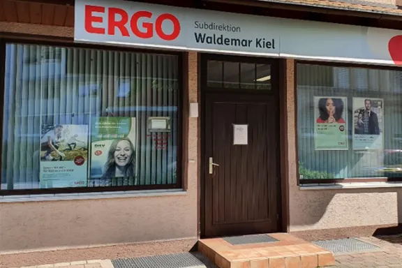 ERGO Versicherung Waldemar Kiel Vor der Kinzigbrücke 8 63452 Hanau