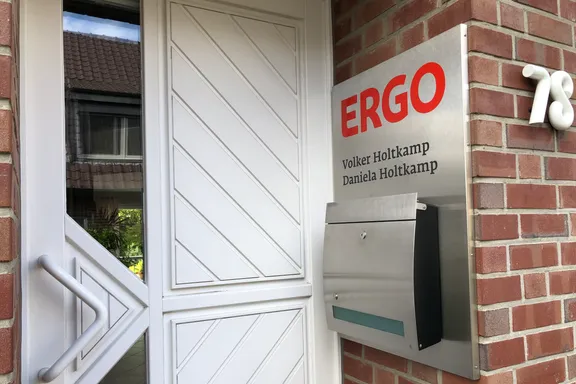 ERGO Versicherung Volker Holtkamp Grasfreed 78 41065 Mönchengladbach