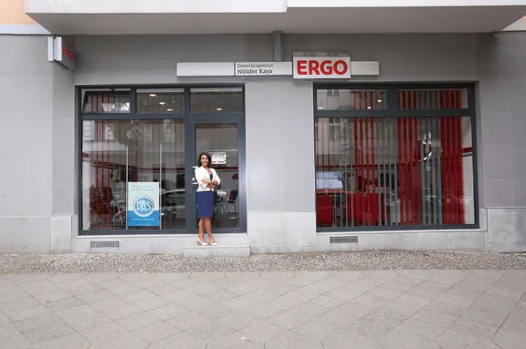 ERGO Versicherung Nilüfer Kaya Kameruner Str. 58 13351 Berlin