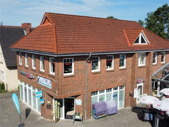 ERGO Versicherung Christian Zellmer Raiffeisenstraße 20 26180 Rastede