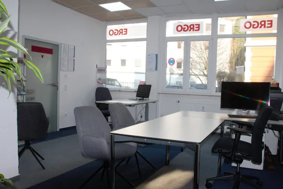 ERGO Versicherung Veli Yildirim Schelztorstr. 47 73728 Esslingen am Neckar