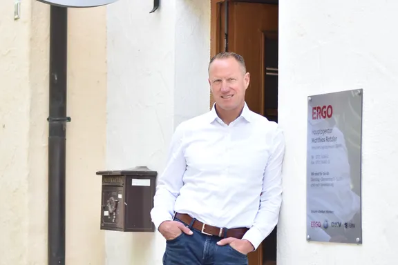 ERGO Versicherung Matthias Rotzler Friedhofstr. 31 88250 Weingarten
