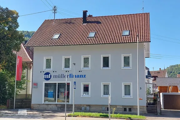 ERGO Versicherung Bad Urach Neuffener Str. 3 72574 Bad Urach