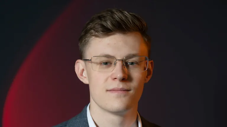 Ihr zukünftiger Außendienstprofi – Elias Markov, Auszubildender