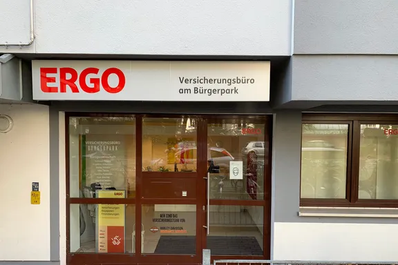 Mike Uhde Versicherungsbüro am Bürgerpark Wachmannstr. 3 28209 Bremen