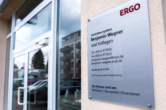 ERGO Versicherung Benjamin Wegner Adolf-von-Menzel-Str. 11 65428 Rüsselsheim