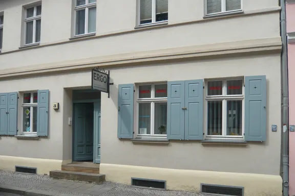 ERGO Versicherung Knut Hammerschmidt Schusterstr. 3 14770 Brandenburg an der Havel